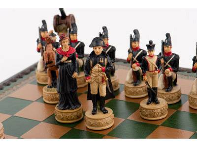 Он создал знаменитую шахматную задачу, в которой обыгрываются события 1812 года.